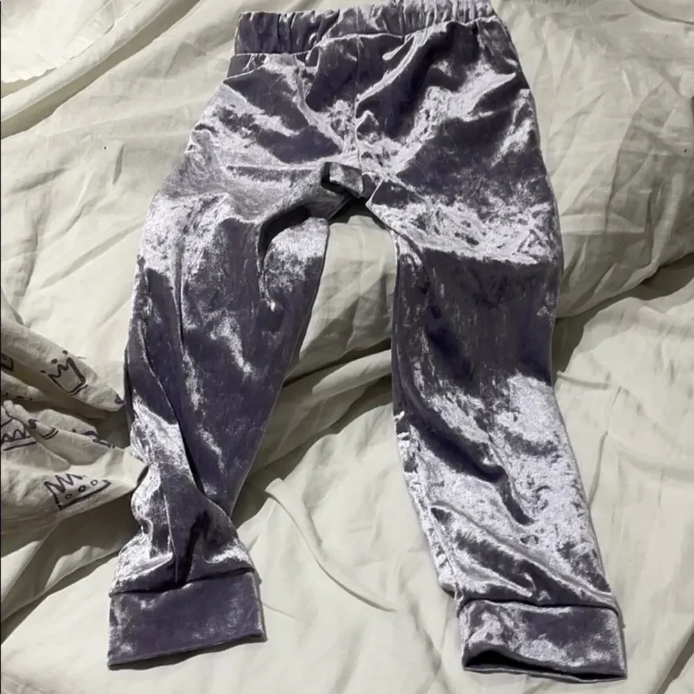 Oshkosh 4t lavender crown outfit worn once